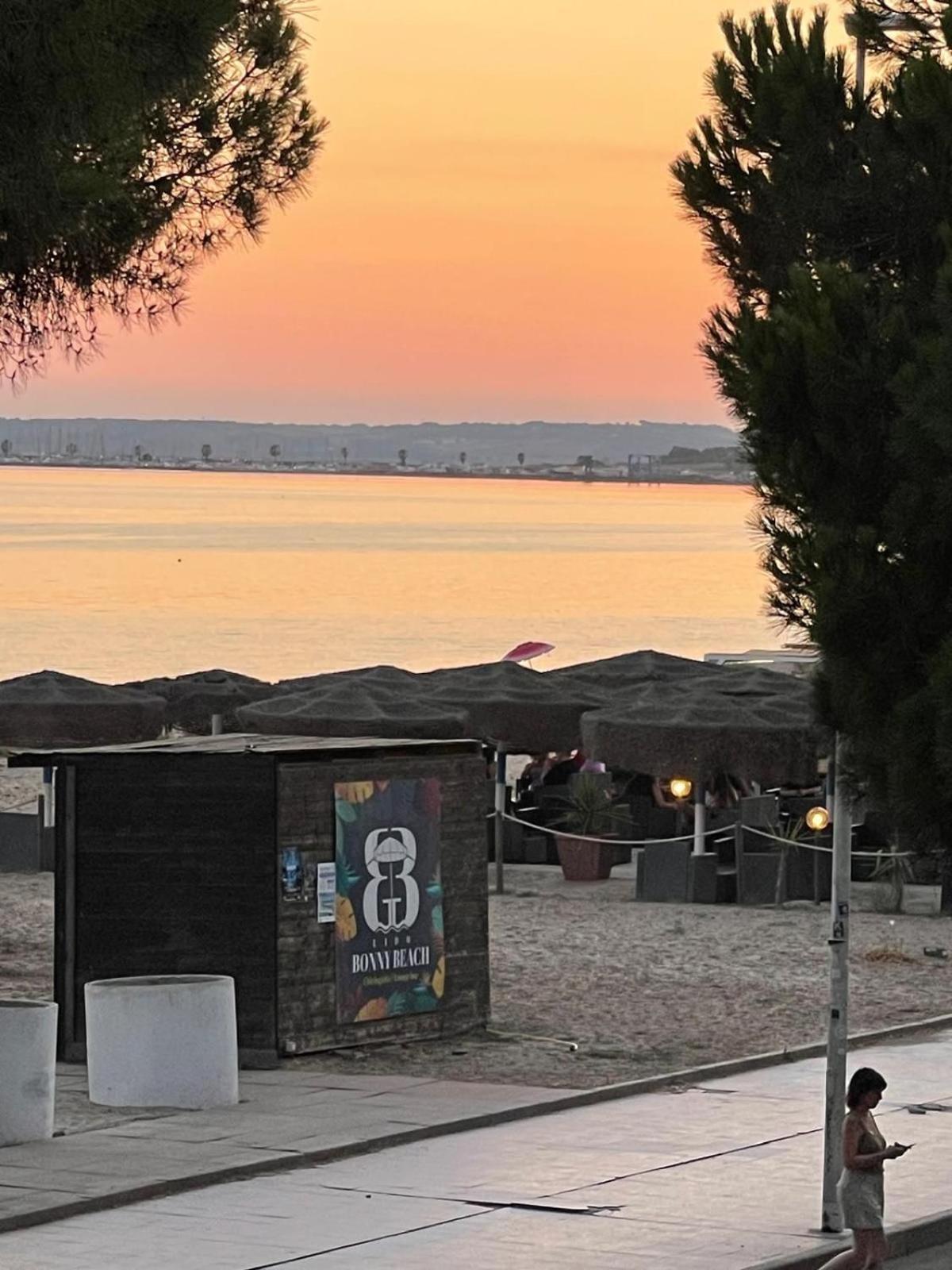 La Terrazza Sul Mare Lägenhet Torre Grande Exteriör bild