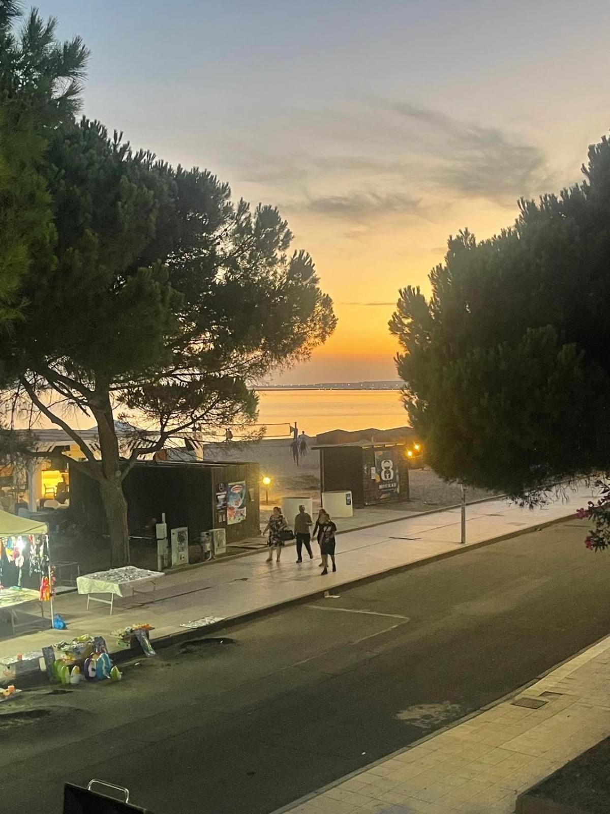 La Terrazza Sul Mare Lägenhet Torre Grande Exteriör bild